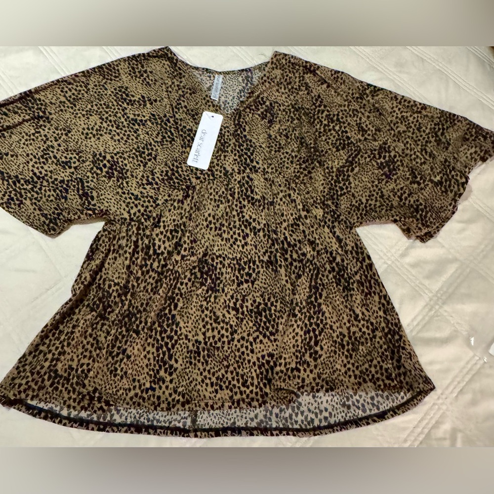 Attractive, Trendy Leopard Print Blouse